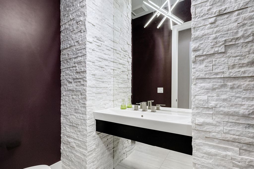 325 W Rivermont Lane, Eagle, ID 83616 photo 21