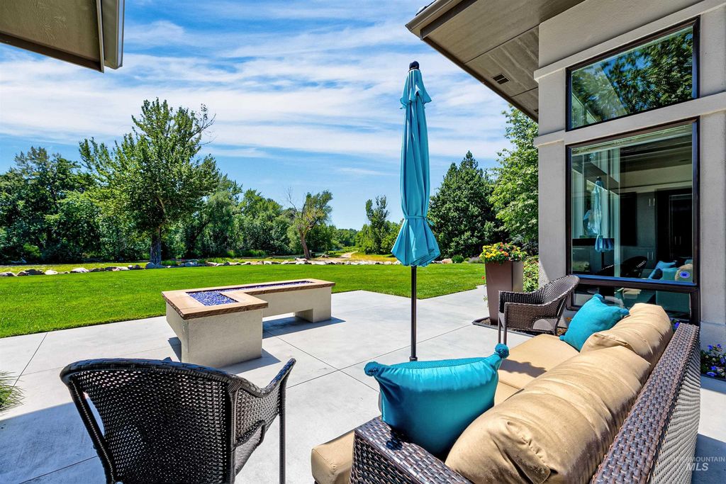 325 W Rivermont Lane, Eagle, ID 83616 photo 47