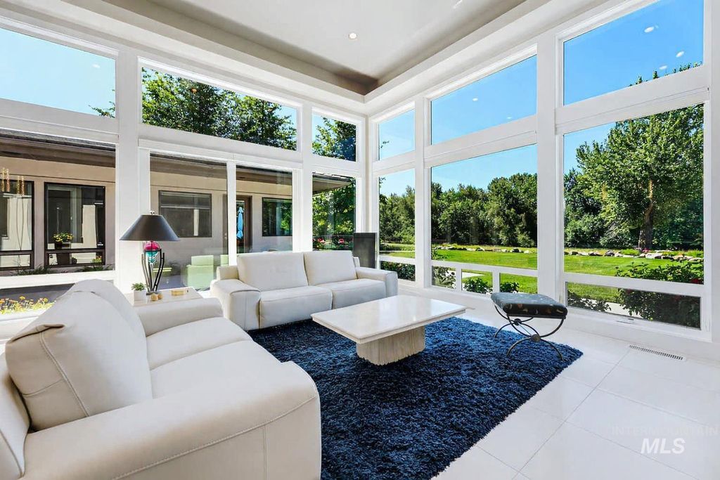 325 W Rivermont Lane, Eagle, ID 83616 photo 5