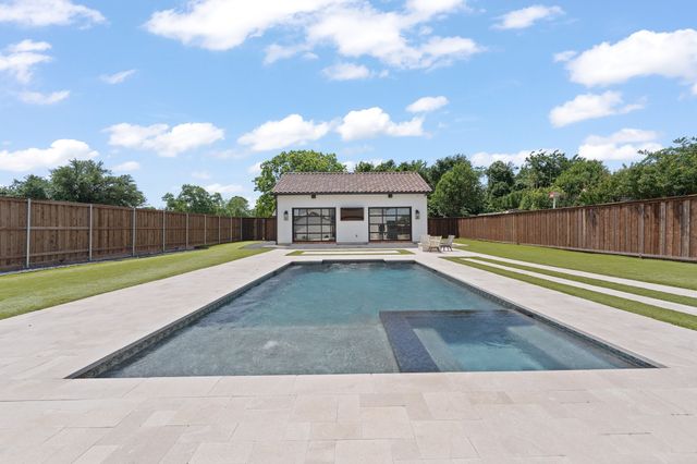 613 Wildcat Way, Kennedale, TX 76060