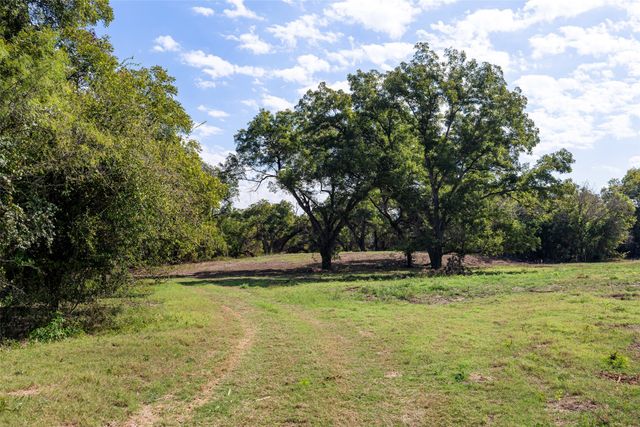 2740 Overton Court, Granbury, TX 76048