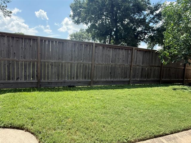 3332 Home Point Drive, Houston, TX 77091