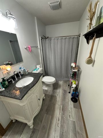 1458 River Road, Spencer, IN 47460