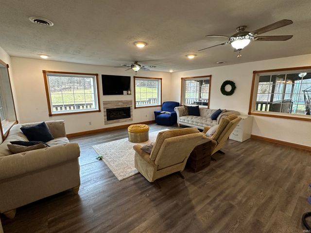 1458 River Road, Spencer, IN 47460