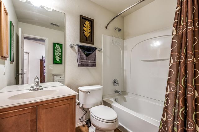 8901 Sierra Trail, Cross Roads, TX 76227