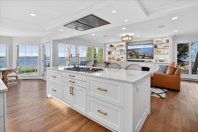 32 Fuller Court, Madison, WI 53704