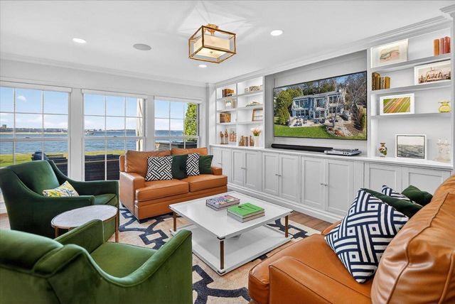 32 Fuller Court, Madison, WI 53704