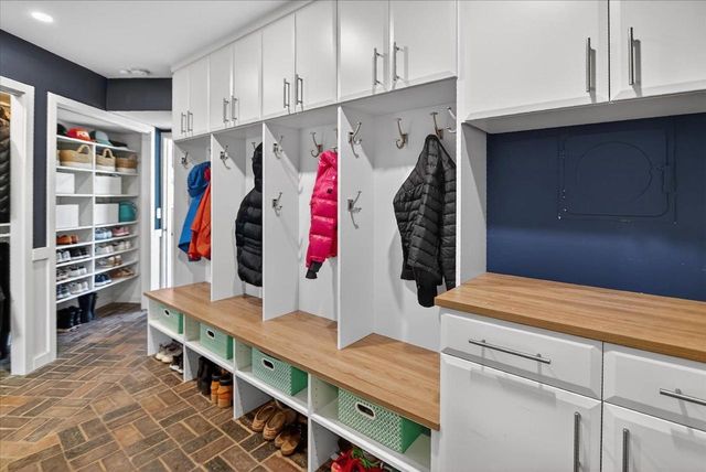 32 Fuller Court, Madison, WI 53704