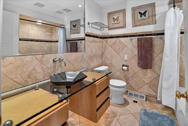 32 Fuller Court, Madison, WI 53704