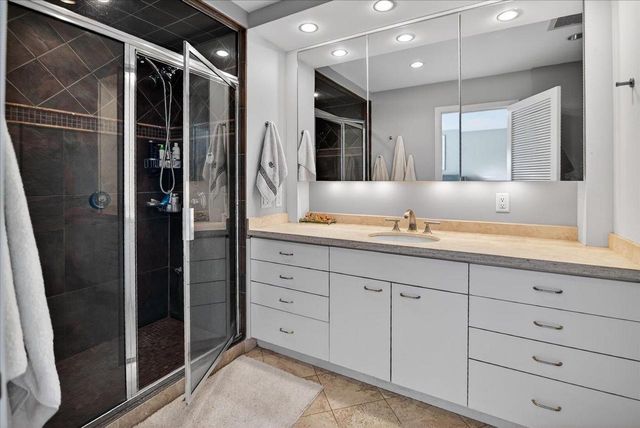 32 Fuller Court, Madison, WI 53704