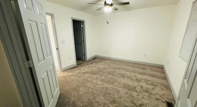 52 Thompson Poynter Road, London, KY 40741