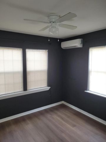 2409 Bastrop 2, Houston, TX 77004