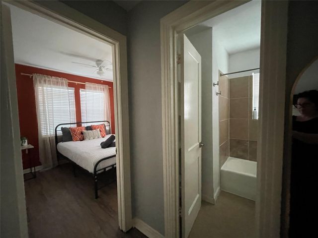 2409 Bastrop 2, Houston, TX 77004