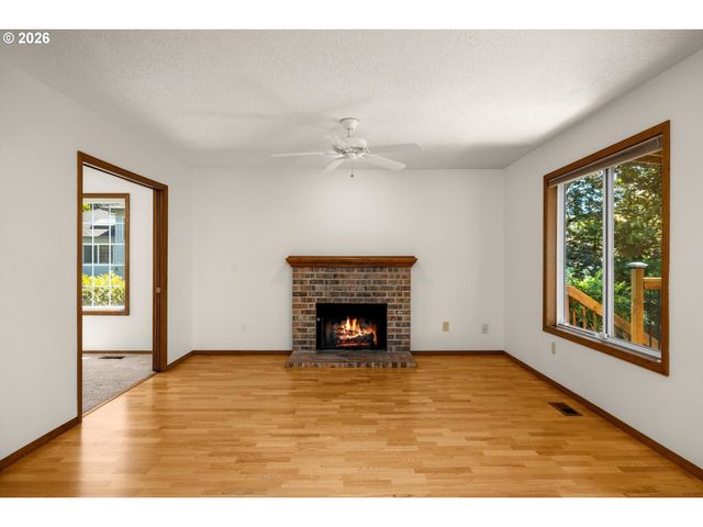 10555 Sw 133RD Pl, Beaverton, OR 97008