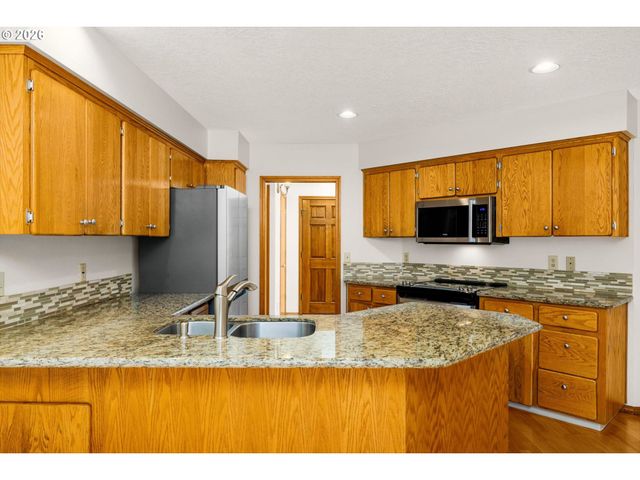 10555 Sw 133RD Pl, Beaverton, OR 97008