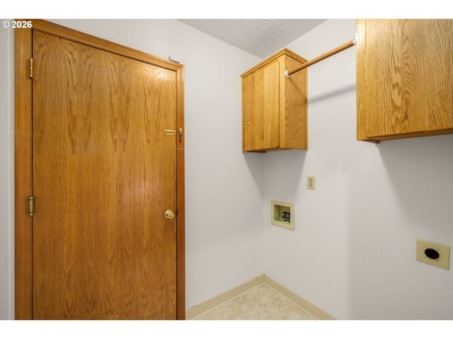 10555 Sw 133RD Pl, Beaverton, OR 97008