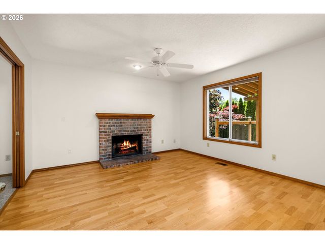 10555 Sw 133RD Pl, Beaverton, OR 97008