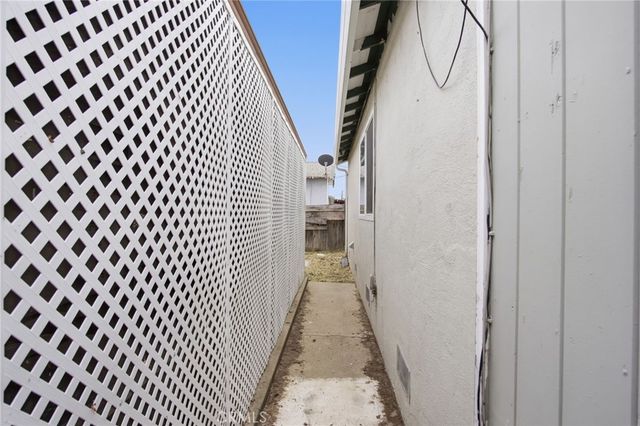 898 Yosemite Parkway, Merced, CA 95341