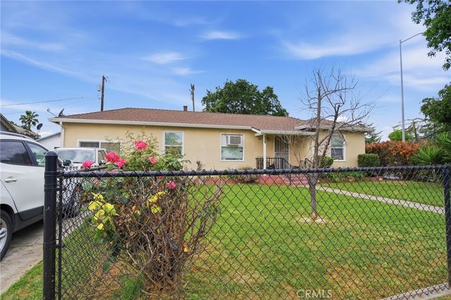 898 Yosemite Parkway, Merced, CA 95341