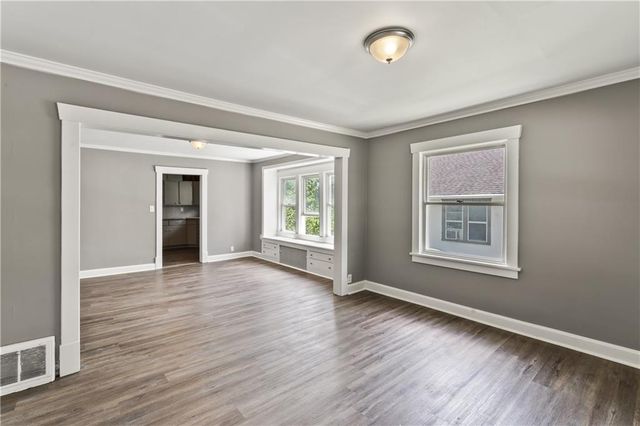 809 S Crysler Avenue, Independence, MO 64052