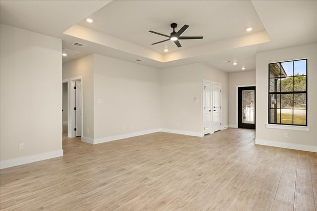 5801 Barkridge Drive, Granbury, TX 76048