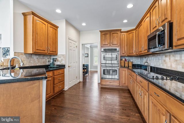 5715 DOUBS RD, Adamstown, MD 21710