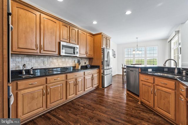 5715 DOUBS RD, Adamstown, MD 21710