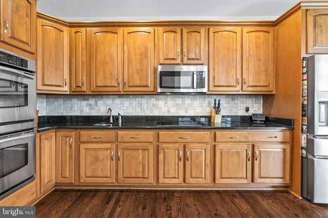 5715 DOUBS RD, Adamstown, MD 21710