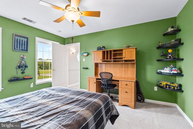 5715 DOUBS RD, Adamstown, MD 21710