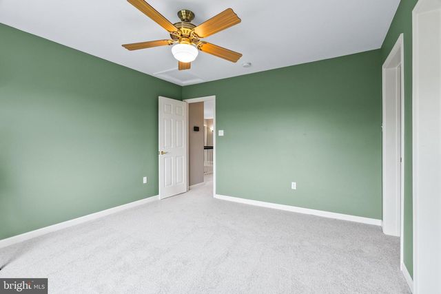 5715 DOUBS RD, Adamstown, MD 21710