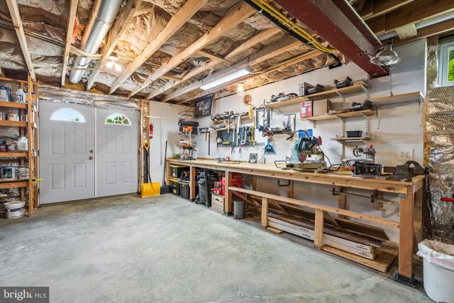5715 DOUBS RD, Adamstown, MD 21710
