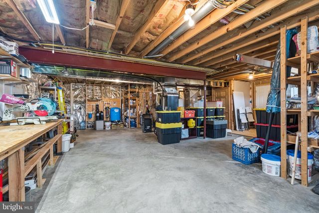 5715 DOUBS RD, Adamstown, MD 21710