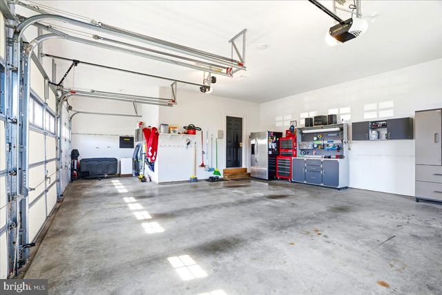5715 DOUBS RD, Adamstown, MD 21710