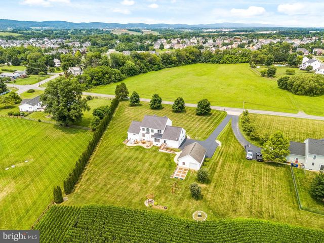5715 DOUBS RD, Adamstown, MD 21710