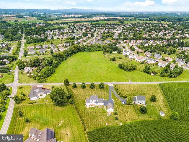 5715 DOUBS RD, Adamstown, MD 21710