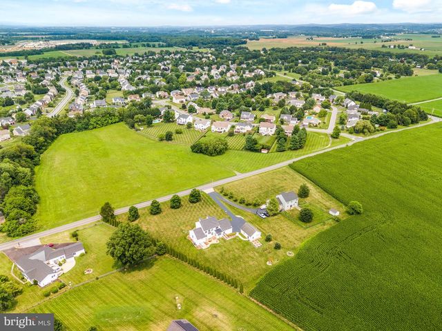 5715 DOUBS RD, Adamstown, MD 21710