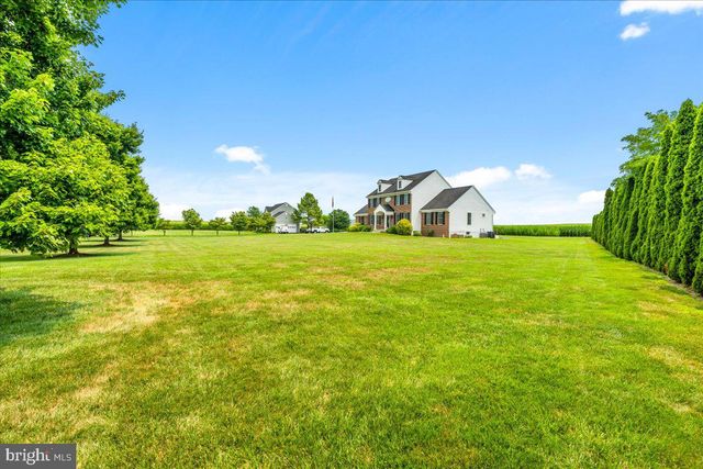 5715 DOUBS RD, Adamstown, MD 21710