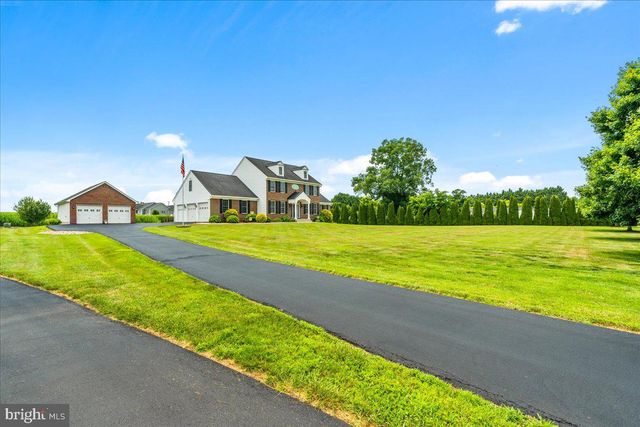 5715 DOUBS RD, Adamstown, MD 21710