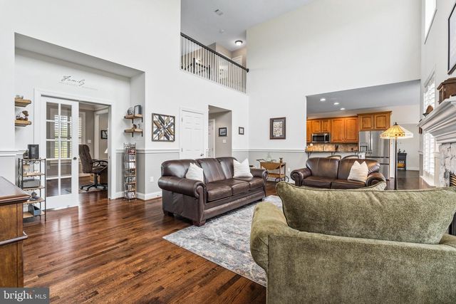5715 DOUBS RD, Adamstown, MD 21710