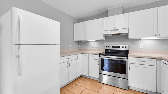 330 Avondale Drive, Pompano Beach, FL 33060