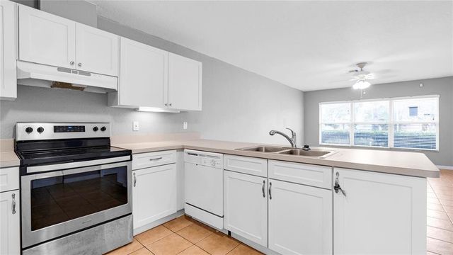 330 Avondale Drive, Pompano Beach, FL 33060