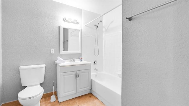 330 Avondale Drive, Pompano Beach, FL 33060
