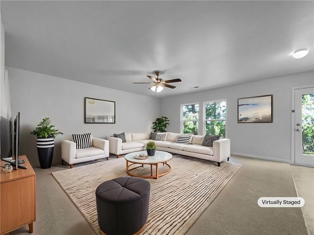 325 Freeman Circle, Villa Rica, GA 30180