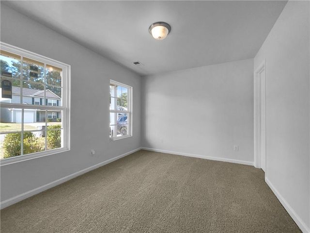325 Freeman Circle, Villa Rica, GA 30180