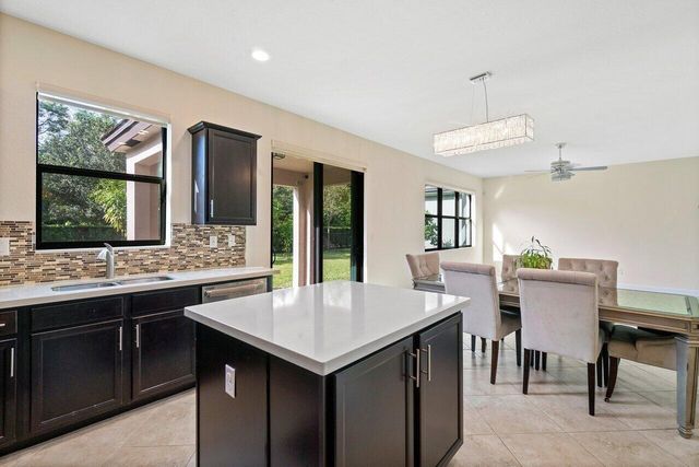 5643 Sandbirch Way, Lake Worth, FL 33463