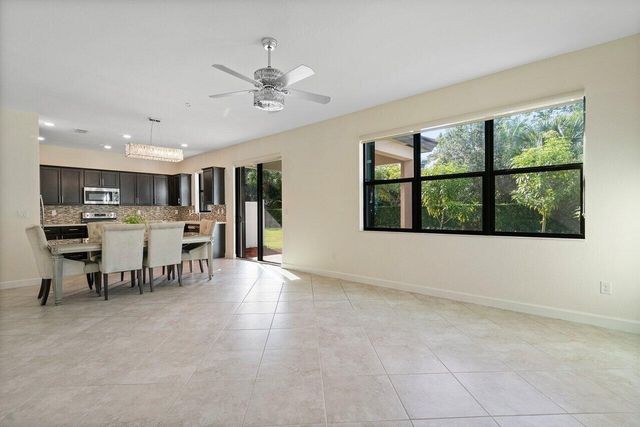 5643 Sandbirch Way, Lake Worth, FL 33463