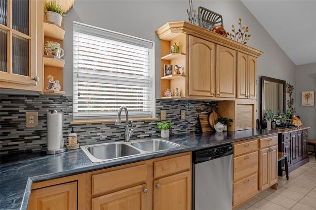 2970 Roseberry Court, Marion, IA 52302