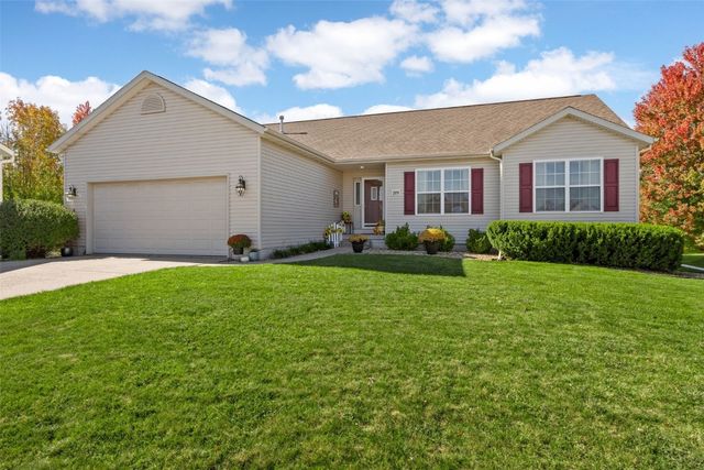 2970 Roseberry Court, Marion, IA 52302