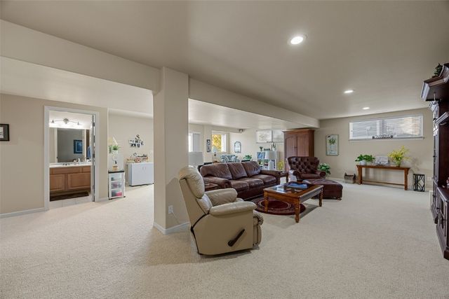 2970 Roseberry Court, Marion, IA 52302