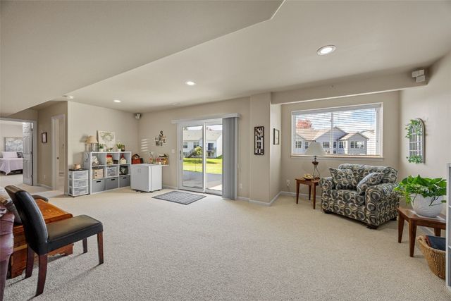 2970 Roseberry Court, Marion, IA 52302